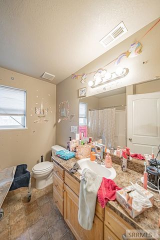 1214 N Cornerstone Drive, Idaho Falls, ID 83401