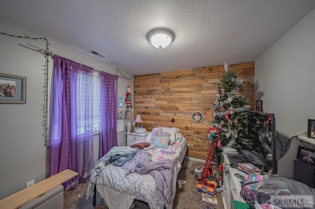 1214 N Cornerstone Drive, Idaho Falls, ID 83401