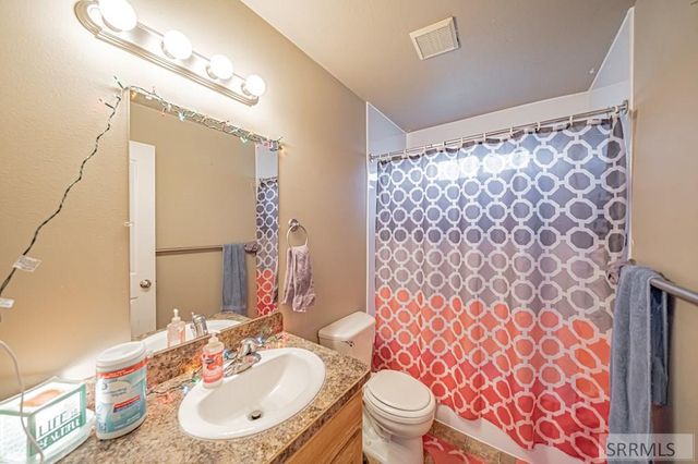 1214 N Cornerstone Drive, Idaho Falls, ID 83401