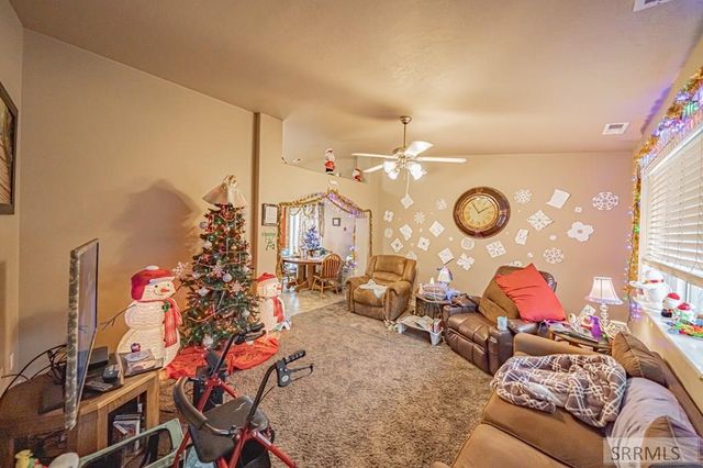 1214 N Cornerstone Drive, Idaho Falls, ID 83401