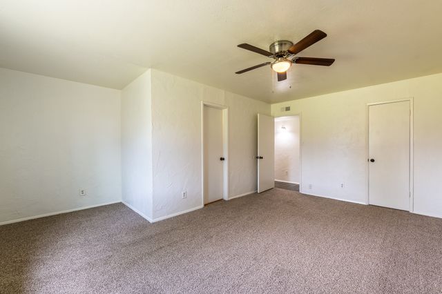 5728 Pearce Street, The Colony, TX 75056