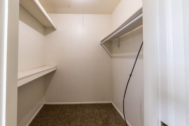 5728 Pearce Street, The Colony, TX 75056