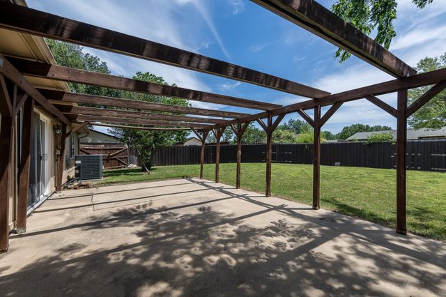 5728 Pearce Street, The Colony, TX 75056