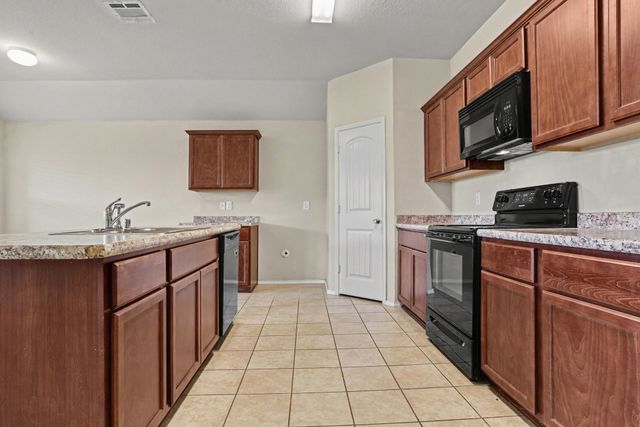503 Plum Drive, Nevada, TX 75173