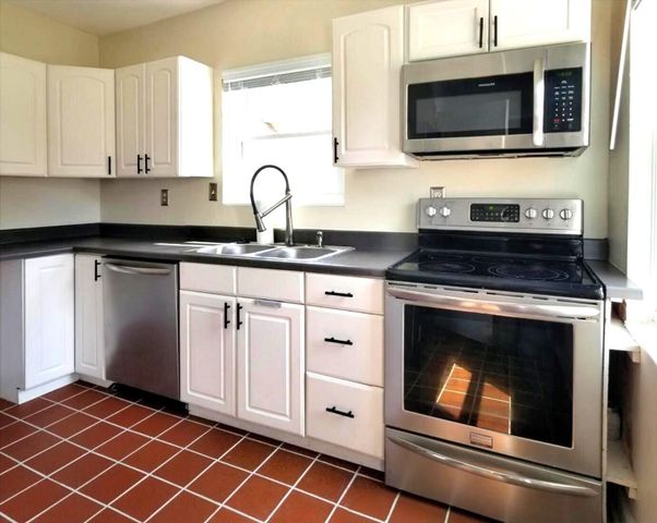 777 Mountain Pass RD, Blue Ridge, VA 24064