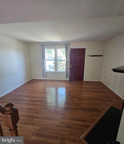 15318 GUNSMITH TER, Woodbridge, VA 22191