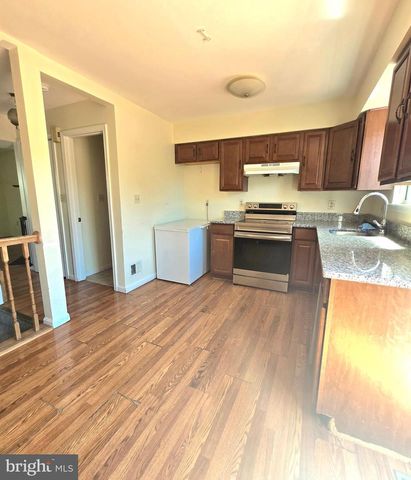 15318 GUNSMITH TER, Woodbridge, VA 22191
