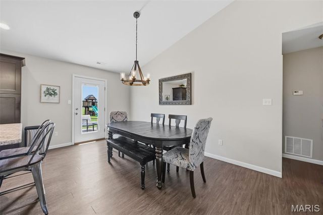 1004 Wolf Creek Drive, Farmington, MO 63640