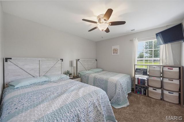 1004 Wolf Creek Drive, Farmington, MO 63640