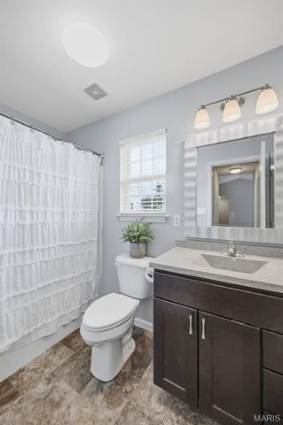1004 Wolf Creek Drive, Farmington, MO 63640