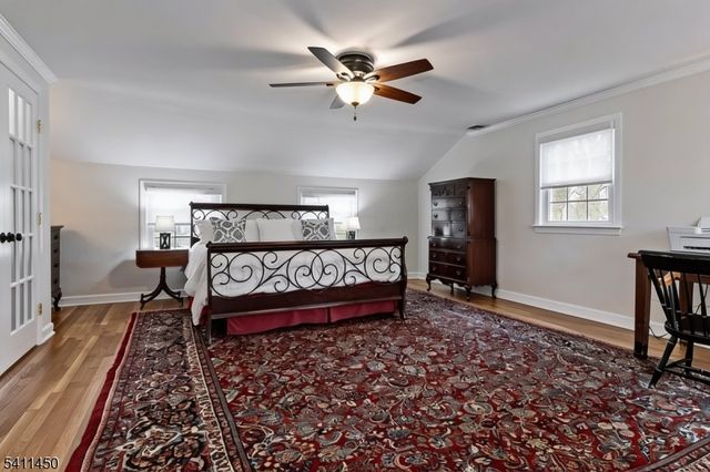 735 Castleman Dr, Westfield Town, NJ 07090