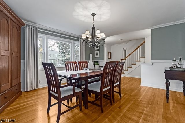 735 Castleman Dr, Westfield Town, NJ 07090