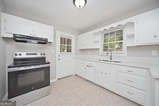 2421 Spring Garden Drive SW, Atlanta, GA 30315