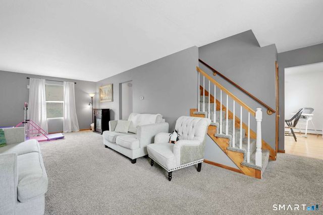 10 Summer Street, Enfield, CT 06082