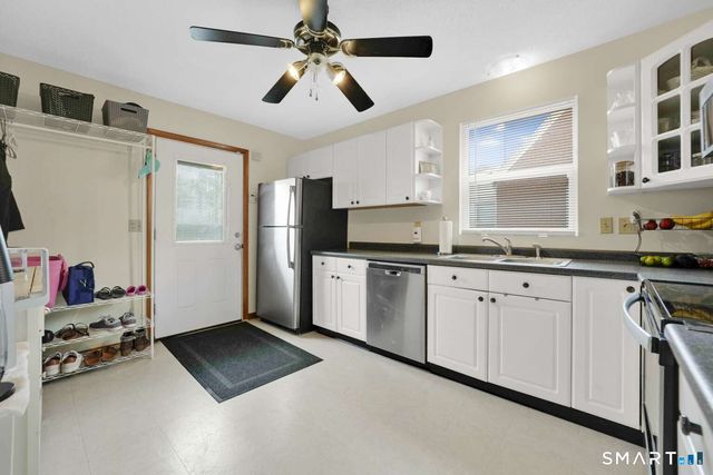 10 Summer Street, Enfield, CT 06082