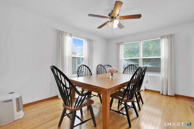 10 Summer Street, Enfield, CT 06082