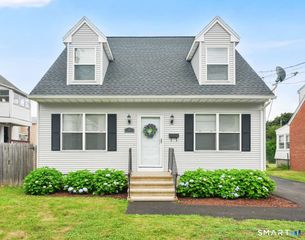 10 Summer Street, Enfield, CT 06082