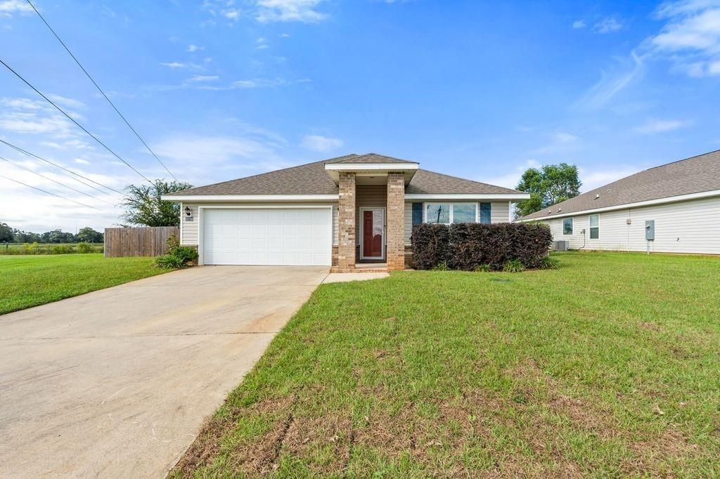 10724 Paget Drive N, Mobile, AL 36608 — exterior