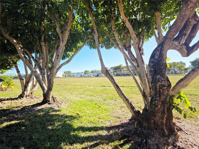 8500 NW 31st Ct 8500, Sunrise, FL 33351