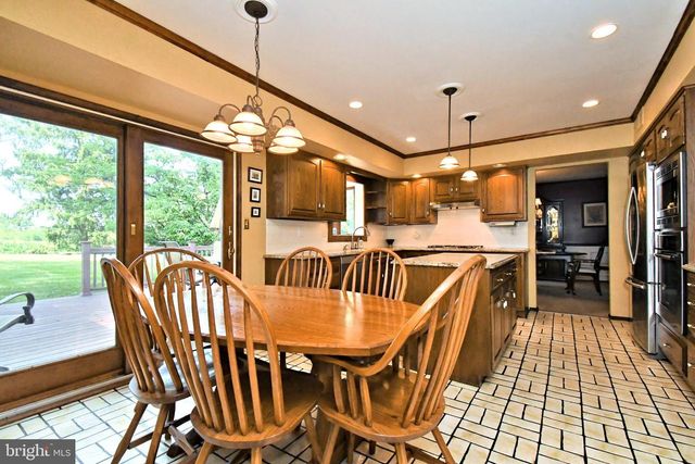 1364 MARK DR, West Chester, PA 19380