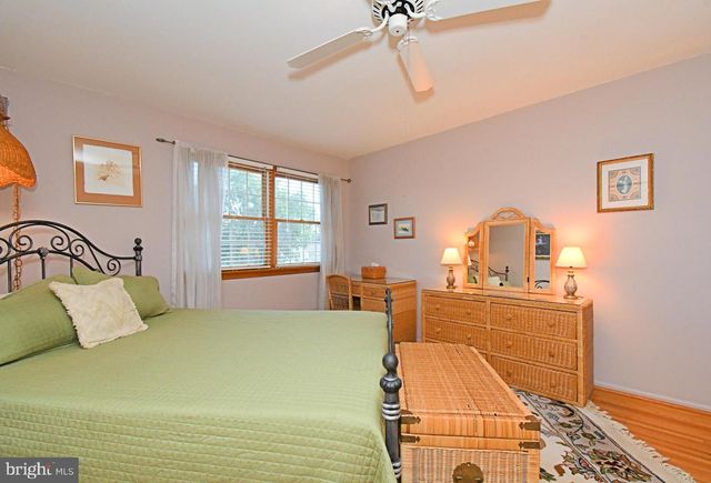 1364 MARK DR, West Chester, PA 19380