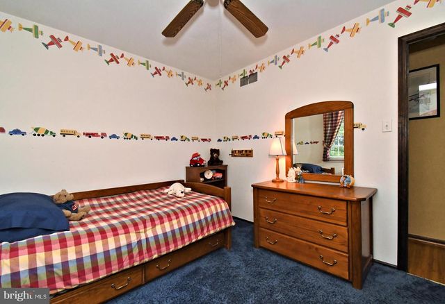 1364 MARK DR, West Chester, PA 19380