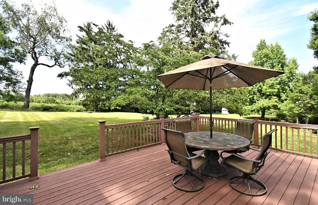 1364 MARK DR, West Chester, PA 19380