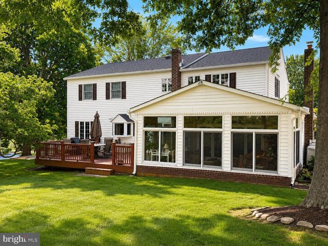 1364 MARK DR, West Chester, PA 19380