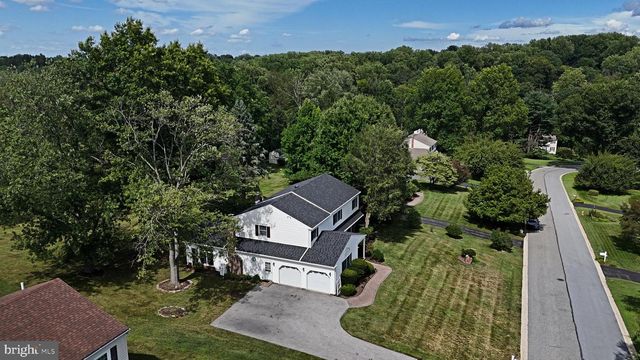 1364 MARK DR, West Chester, PA 19380