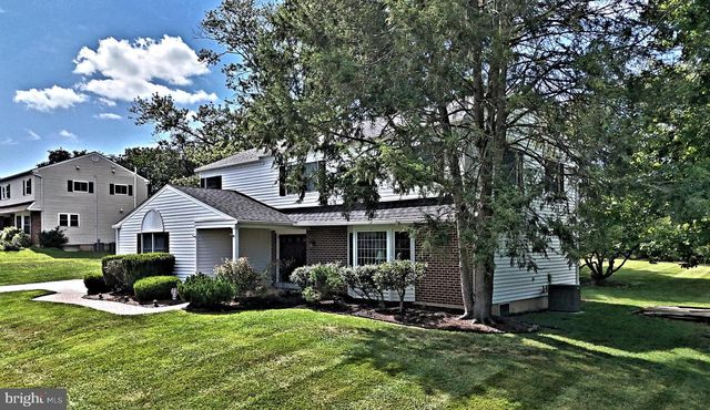 1364 MARK DR, West Chester, PA 19380