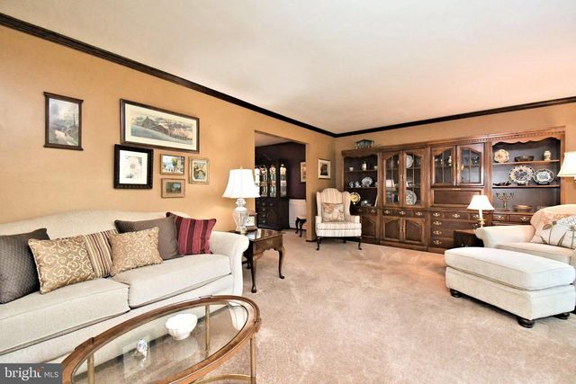 1364 MARK DR, West Chester, PA 19380