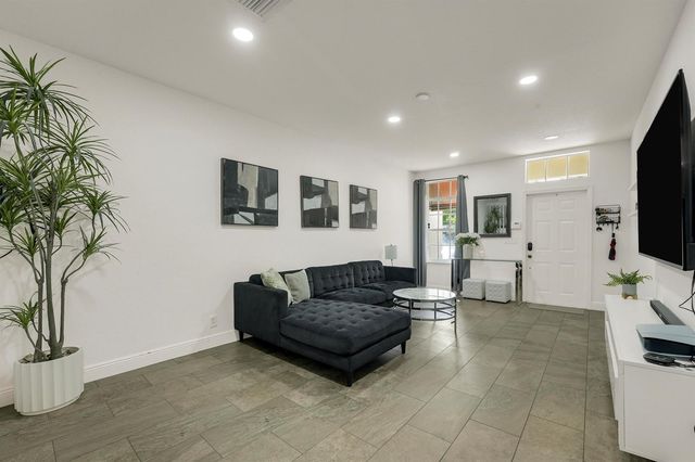 323 Spruce Street 323, Boynton Beach, FL 33426