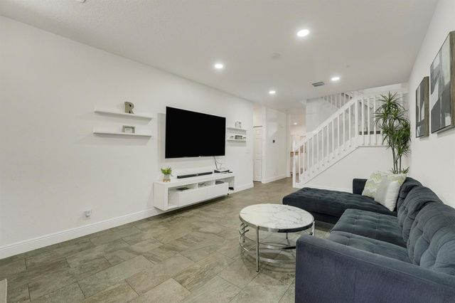 323 Spruce Street 323, Boynton Beach, FL 33426