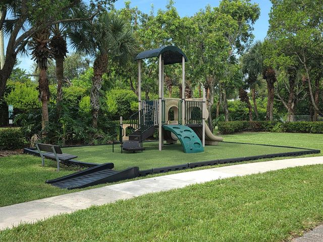 323 Spruce Street 323, Boynton Beach, FL 33426
