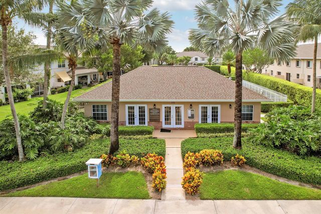 323 Spruce Street 323, Boynton Beach, FL 33426