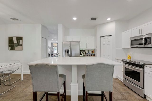 323 Spruce Street 323, Boynton Beach, FL 33426