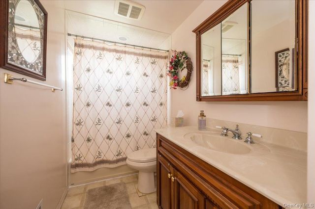 145 Raleigh Lane, West Islip, NY 11795