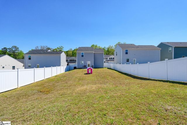 2225 Bassinger Court, Wellford, SC 29384