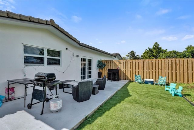 4017 Woodside Drive, Coral Springs, FL 33065