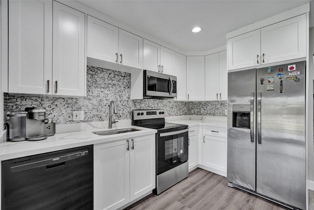 4017 Woodside Drive, Coral Springs, FL 33065