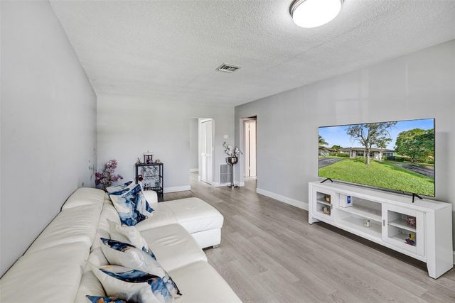 4017 Woodside Drive, Coral Springs, FL 33065