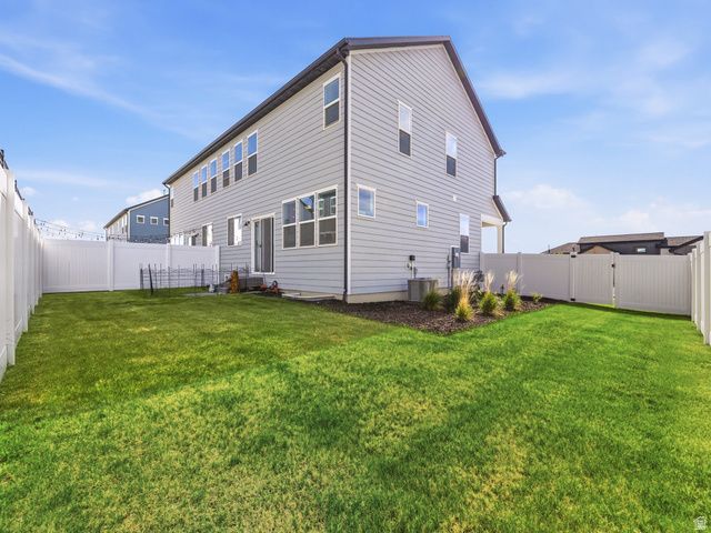 3610 N STALLION ST, Eagle Mountain, UT 84005