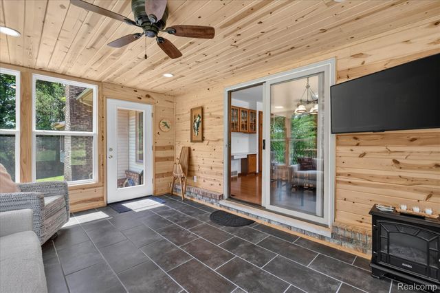 4037 Chilson Road, Genoa Township, MI 48843