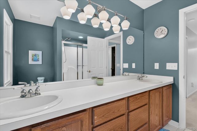 4037 Chilson Road, Genoa Township, MI 48843