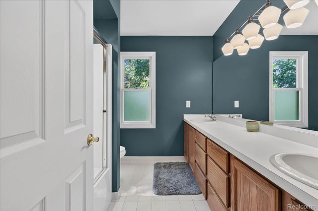 4037 Chilson Road, Genoa Township, MI 48843