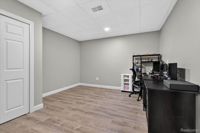 4037 Chilson Road, Genoa Township, MI 48843