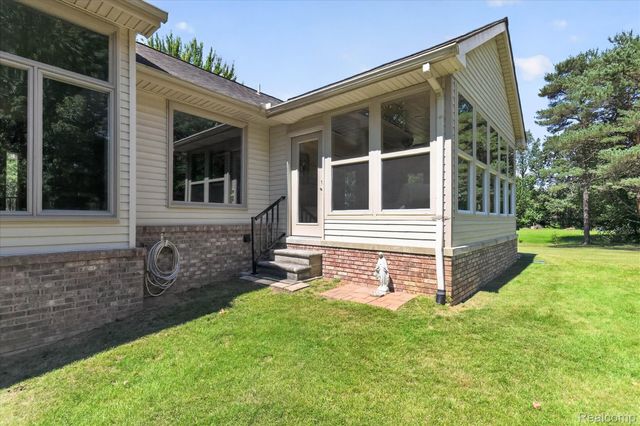 4037 Chilson Road, Genoa Township, MI 48843