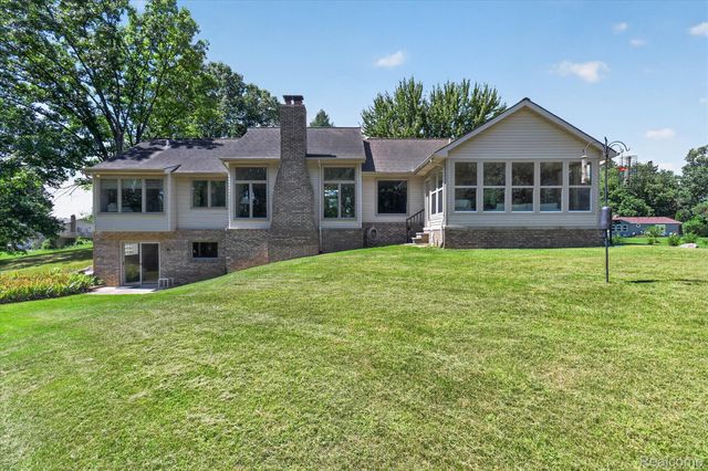 4037 Chilson Road, Genoa Township, MI 48843