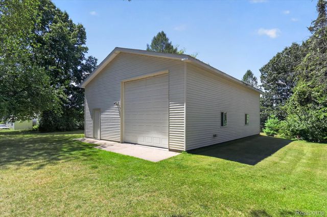 4037 Chilson Road, Genoa Township, MI 48843