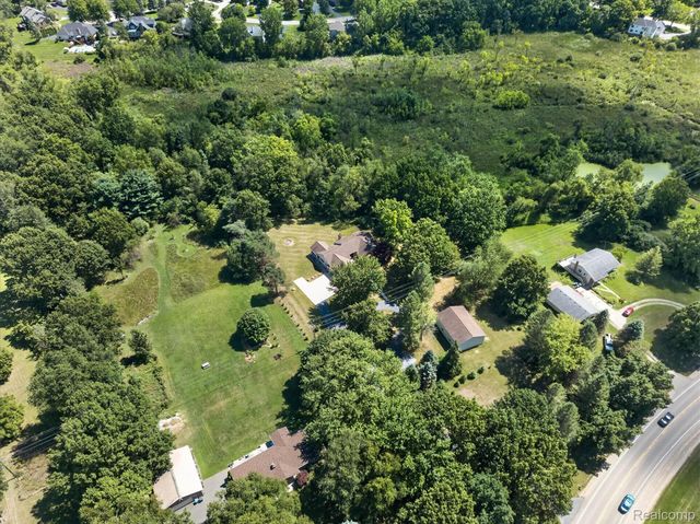 4037 Chilson Road, Genoa Township, MI 48843
